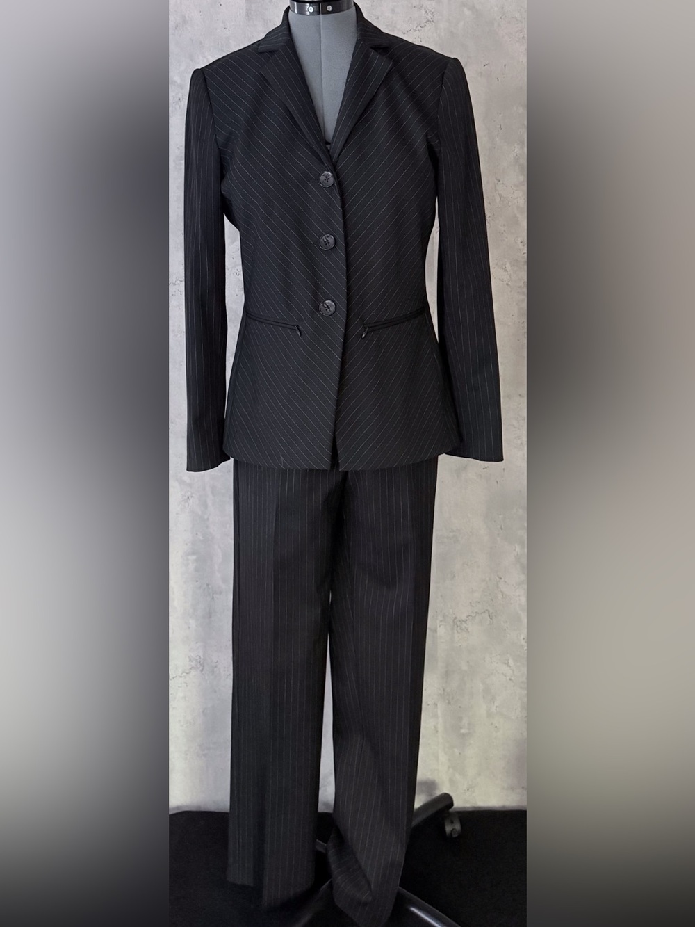 J'ENVIE New York Women Black Pinstripe Pantsuit 2Pc Blazer Trousers Set Size 8